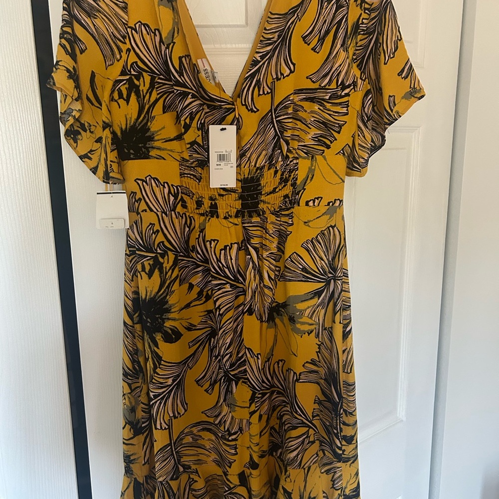 GUESS NWT tropical Dress